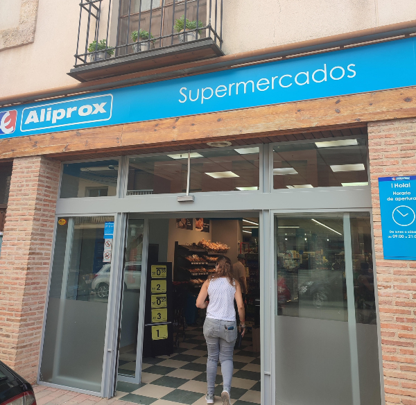 EROSKI INAUGURA UN NUEVO SUPERMERCADO FRANQUICIADO EN INIESTA, EN CUENCA